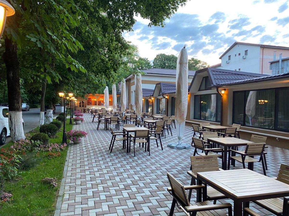 Hotel Mara Braila Bagian luar foto