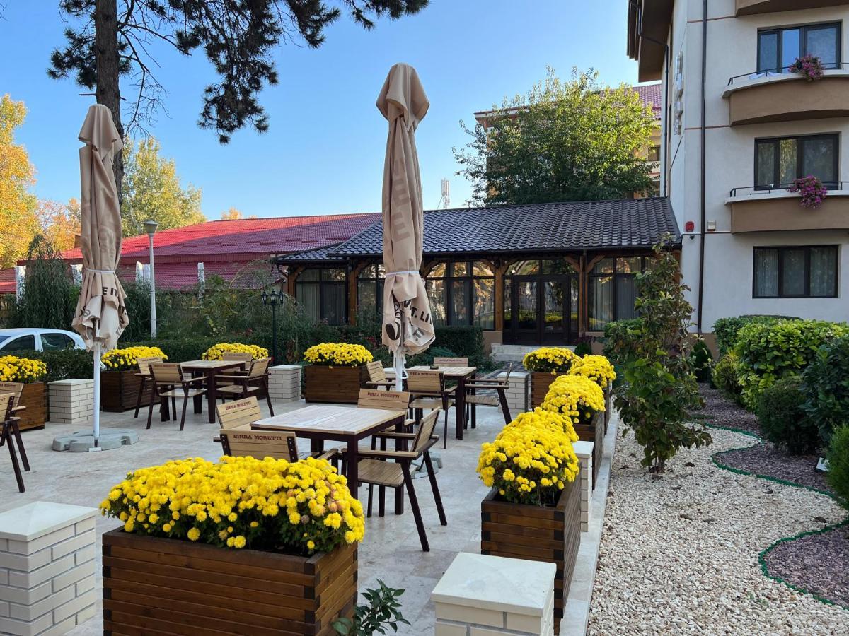Hotel Mara Braila Bagian luar foto