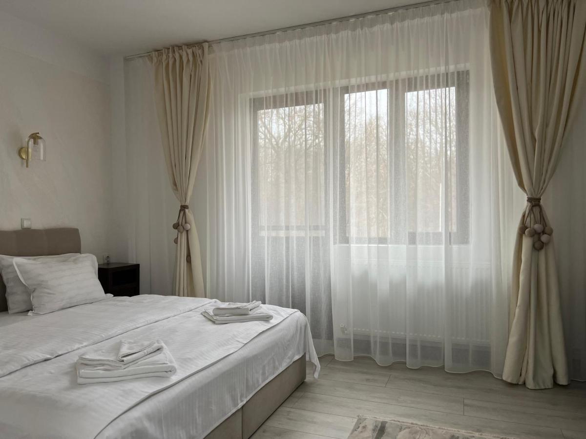 Hotel Mara Braila Bagian luar foto